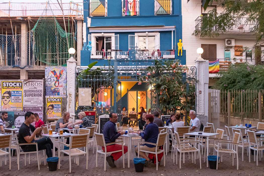Café de rue du centre-ville de Séville puzzle