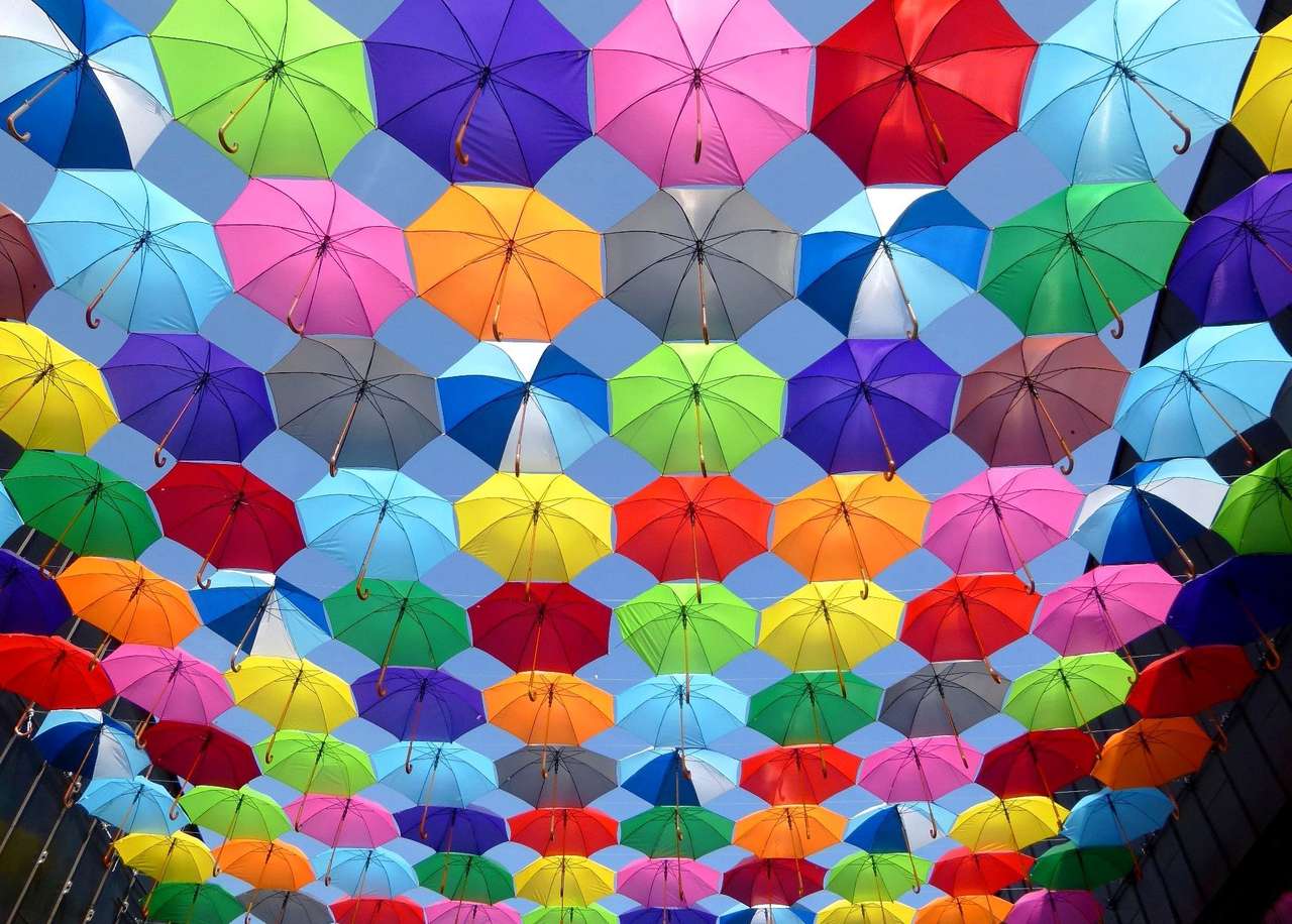 Kolorowe parasole puzzle online