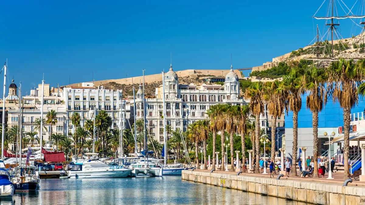 Miasto Alicante w Hiszpanii puzzle online