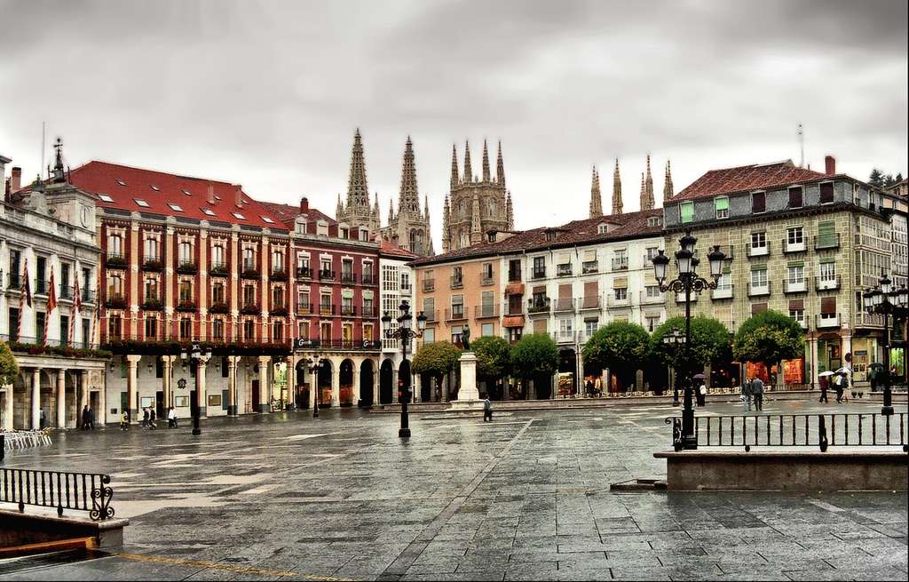 Miasto Burgos w Hiszpanii puzzle online