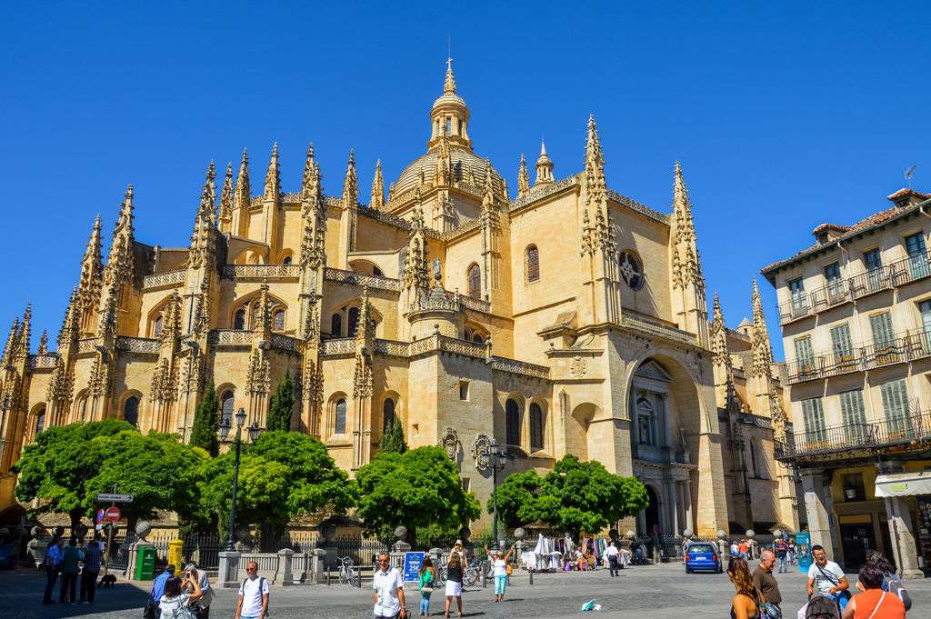 Miasto Segovia w Hiszpanii puzzle online