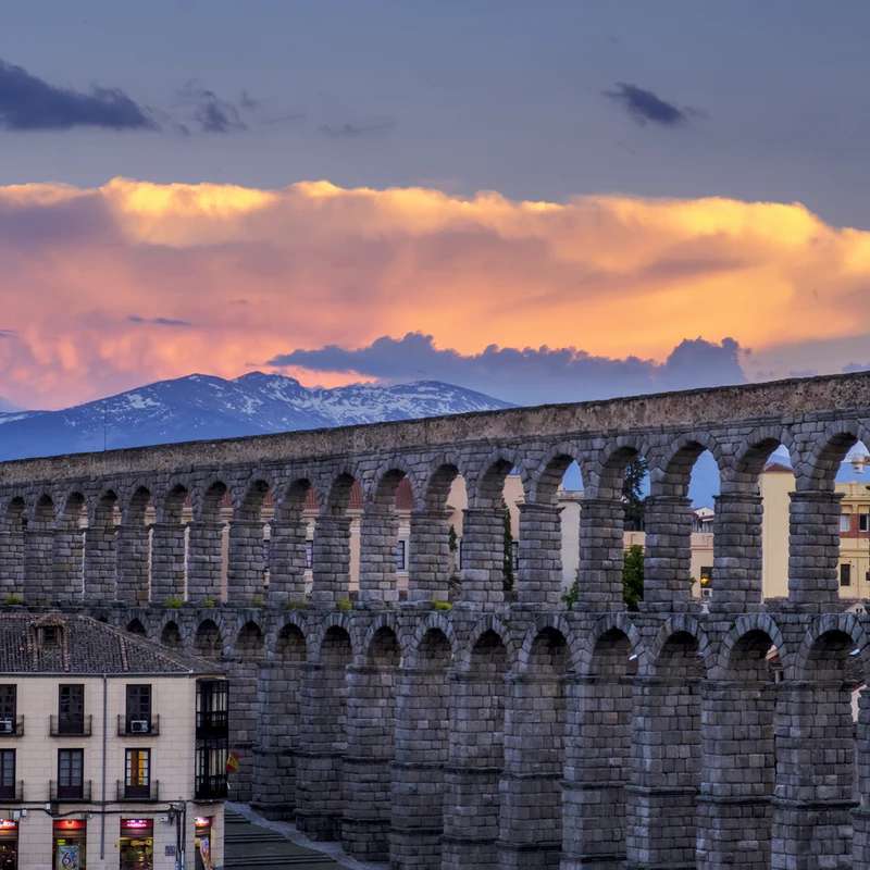 Miasto Segovia w Hiszpanii puzzle online