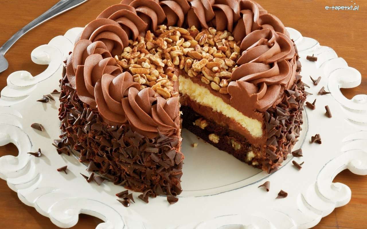 czekoladowy tort z bakaliami puzzle online