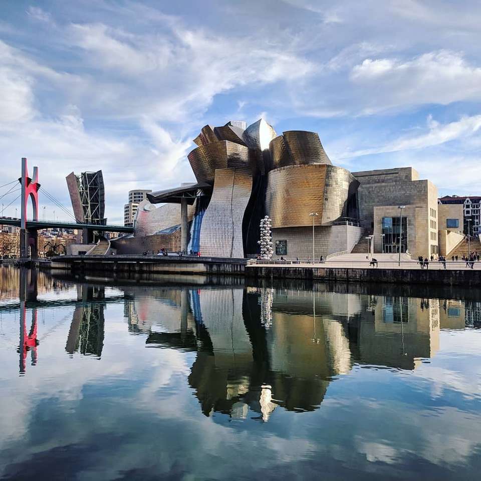 Muzeum Guggenheima w Bilbao puzzle online