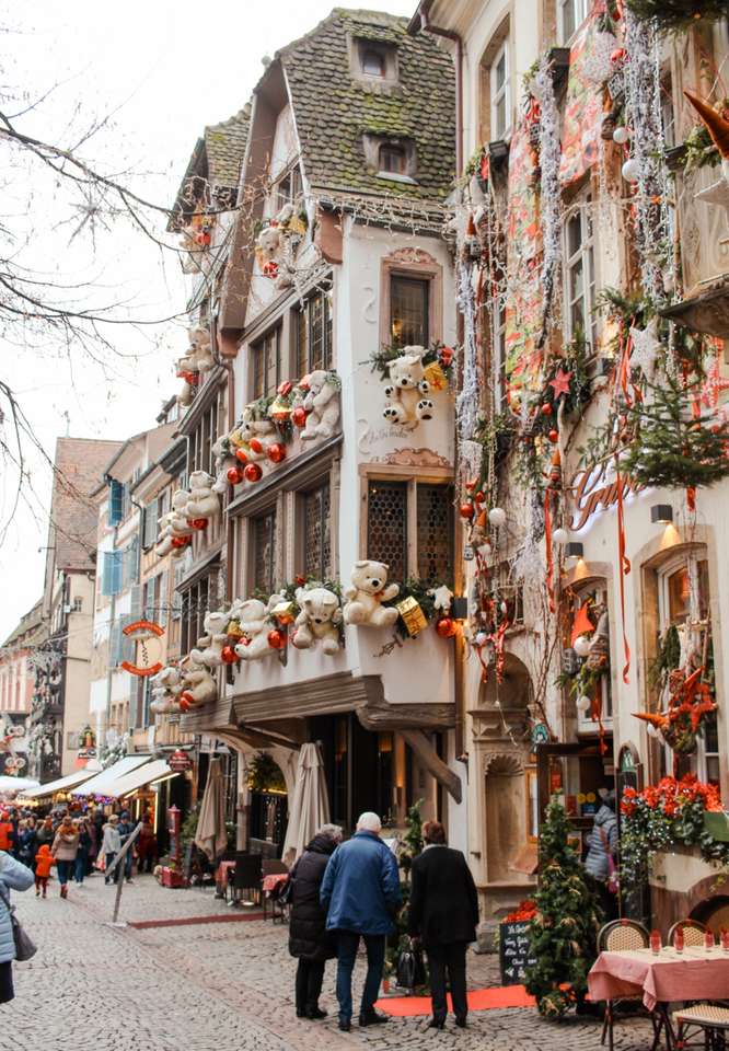 Jarmark bożonarodzeniowy w Strasburgu we Francji 2 puzzle online