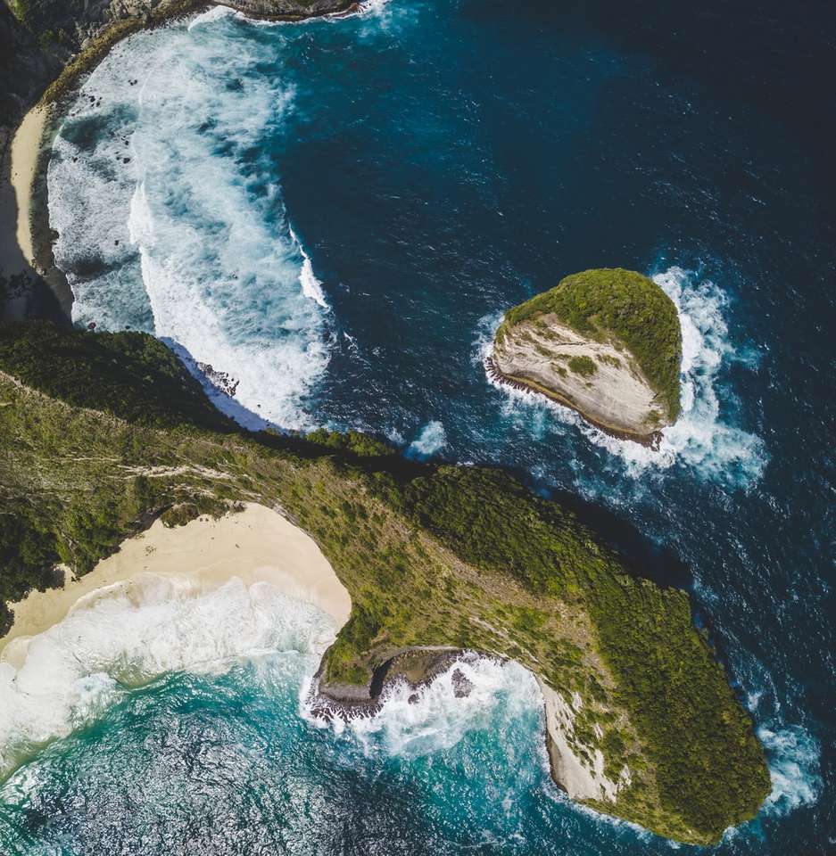 zdjęcia lotnicze wyspy puzzle online