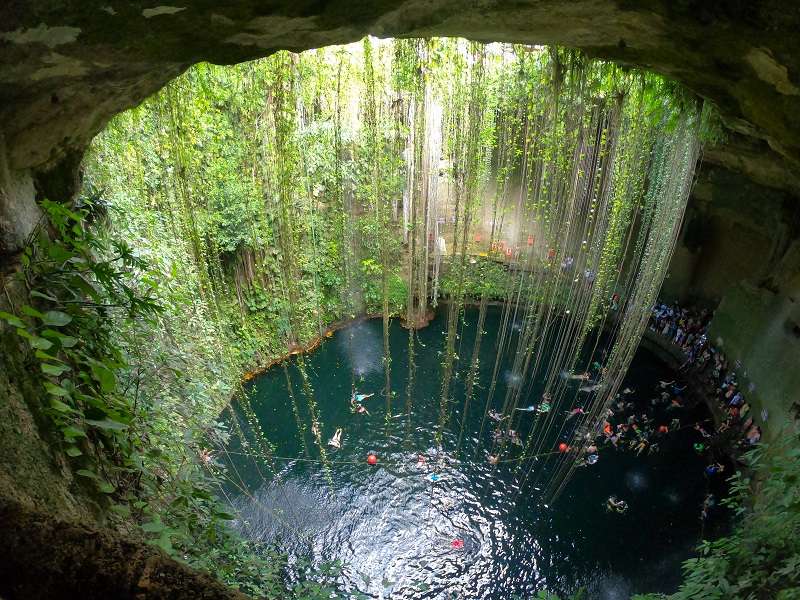Cenote Ik- Kil- studnia kresowa- Meksyk puzzle online
