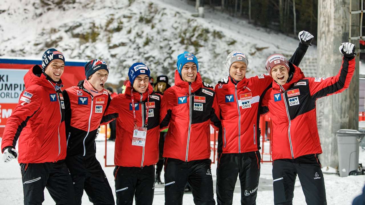Austriaccy skoczkowie narciarscy. puzzle online