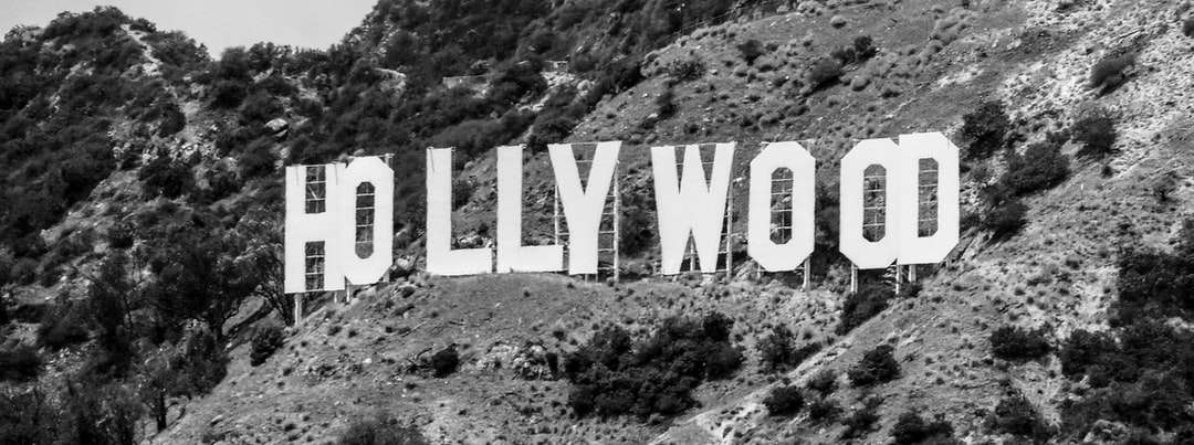 Znak Hollywood Los Angeles, Kalifornia w ciągu dnia puzzle online