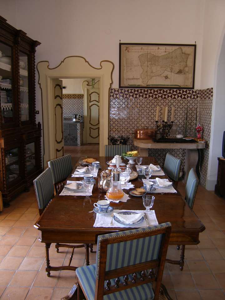 Śniadanie w pensjonacie B&B Palazzo Zampaglione Calitri Włochy puzzle online