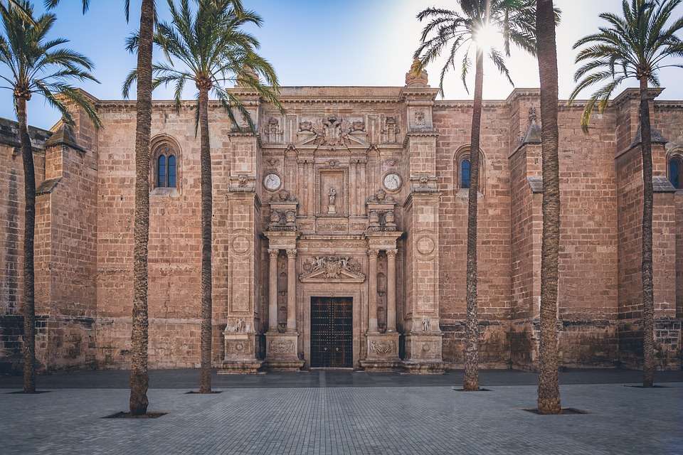 Katedra w Almerii w Hiszpanii puzzle online
