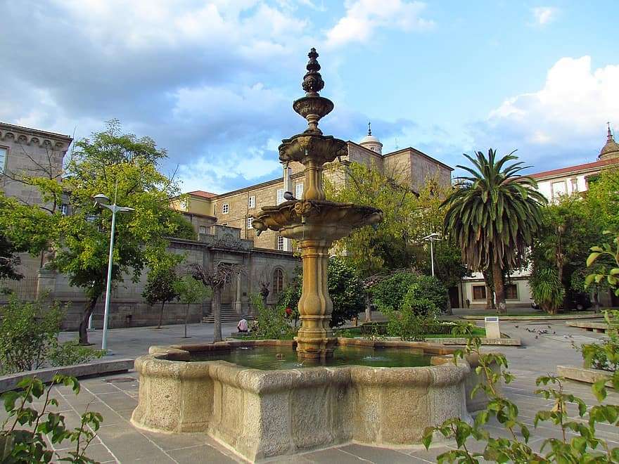 Miasto Ourense w Hiszpanii puzzle online