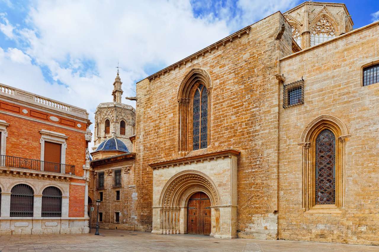 Katedra w Hiszpanii puzzle online