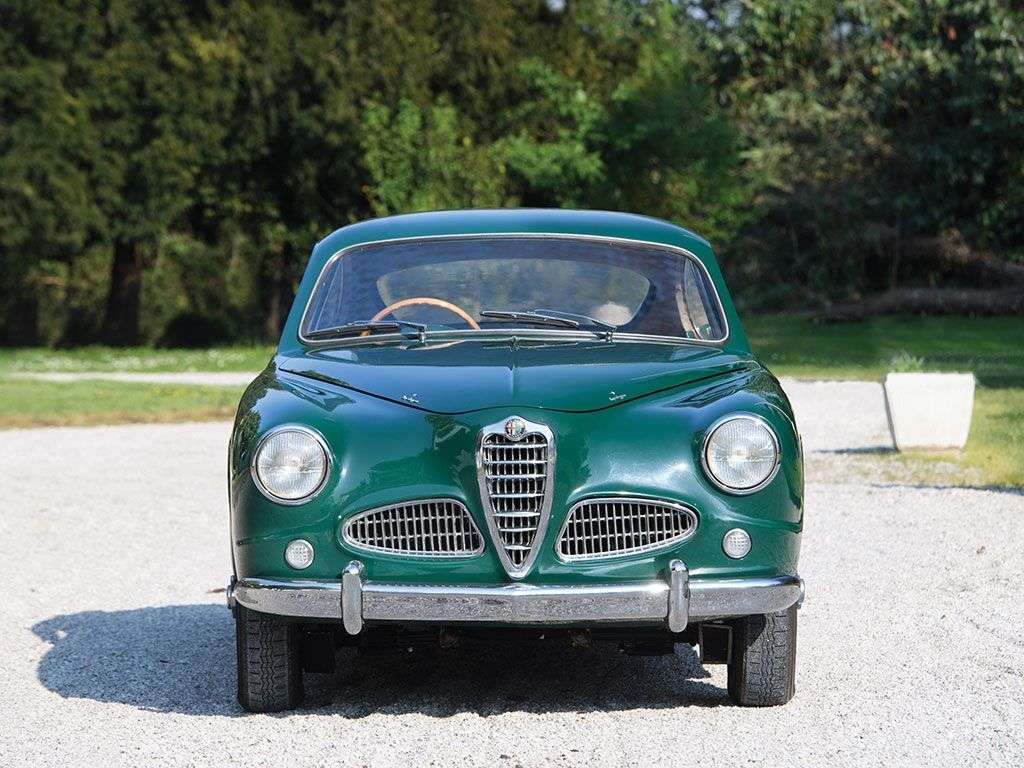 Alfa Romeo 1900 C - 1952 Włochy puzzle online