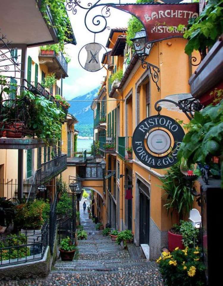 Bellagio nad jeziorem Como we Włoszech puzzle online