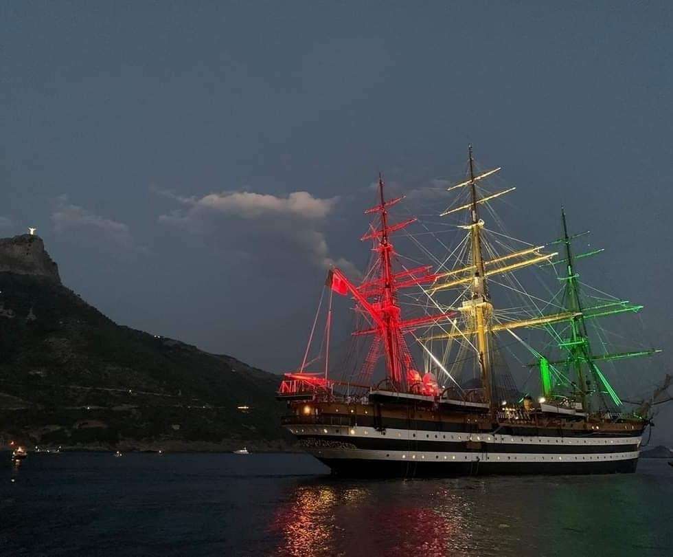 Statek Vespucci M / M Włochy puzzle online