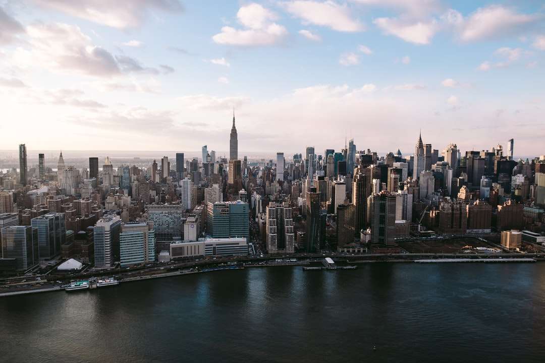 zdjęcia lotnicze Empire State Building puzzle online