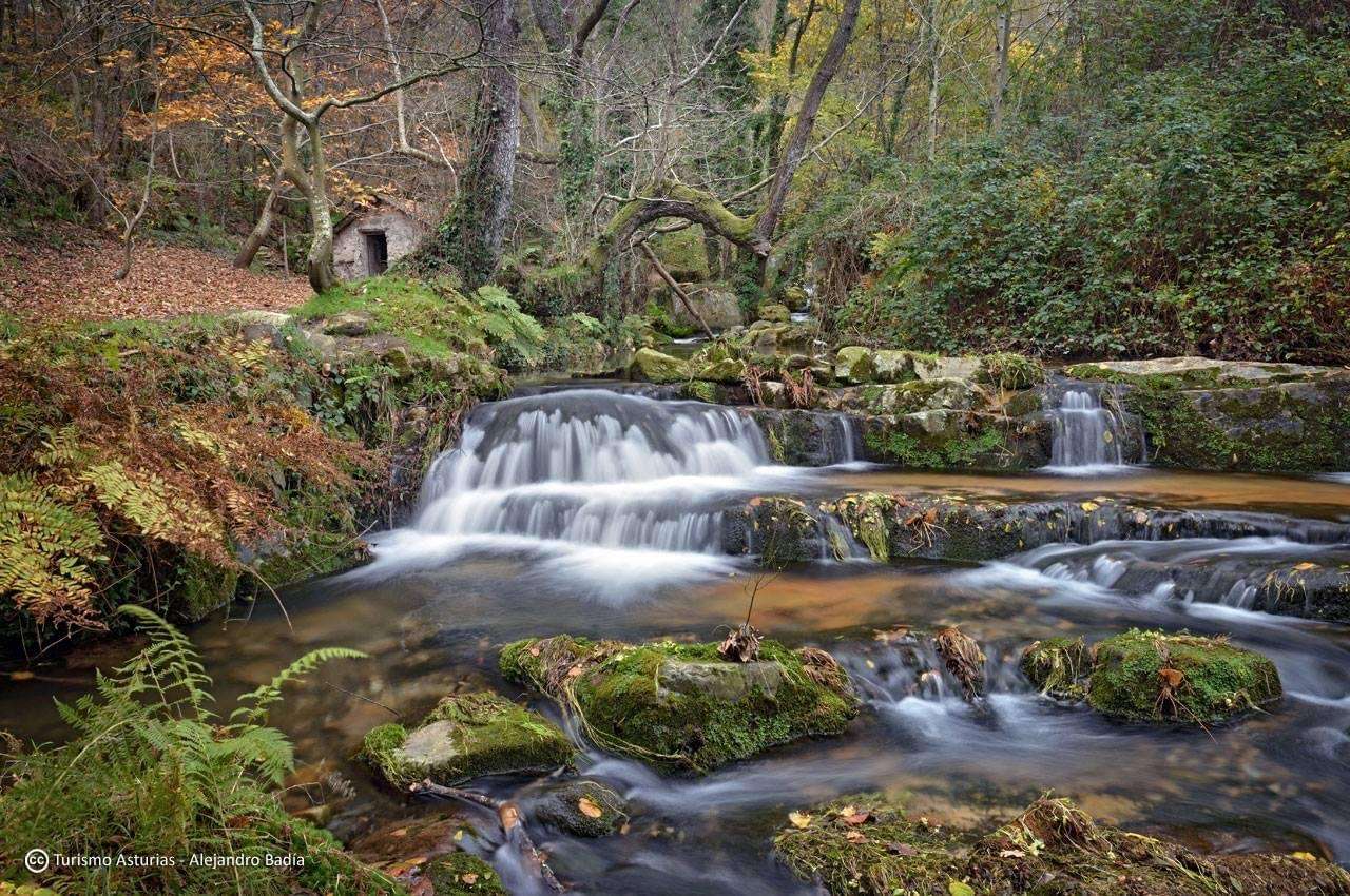Asturias cascadas de oneta Hiszpania puzzle online