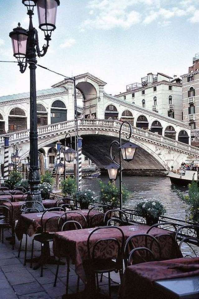 Widok z Wenecji na most Rialto puzzle online
