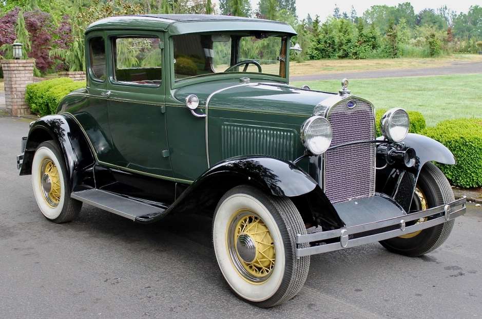 1930 Ford Model A Deluxe Coupe puzzle online