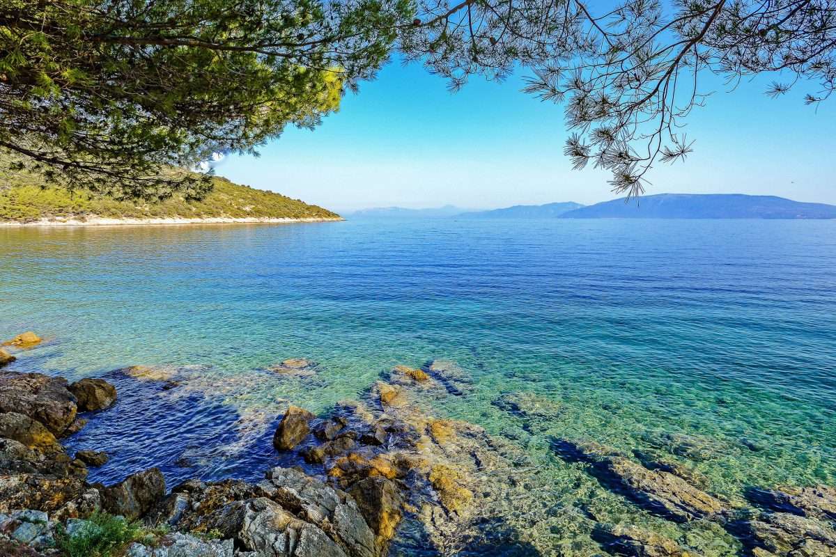 Krajobrazowa wyspa Cres w Chorwacji puzzle online