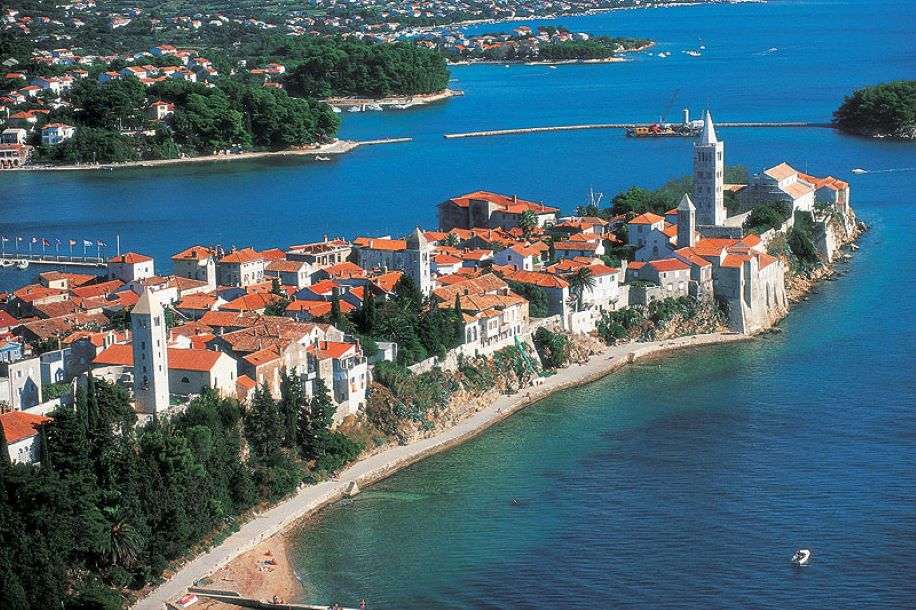 Miasto na wyspie Rab w Chorwacji puzzle online