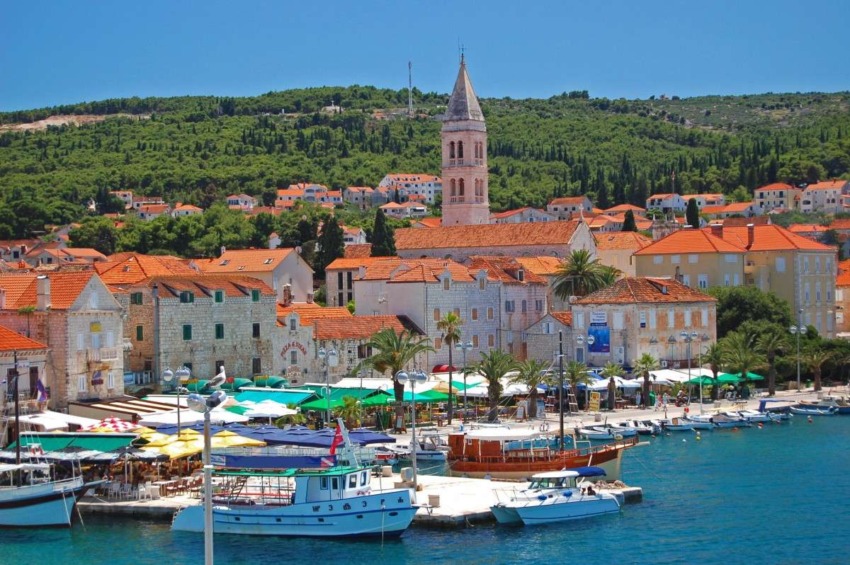 Wyspa Brac miasto Supetar Chorwacja puzzle online