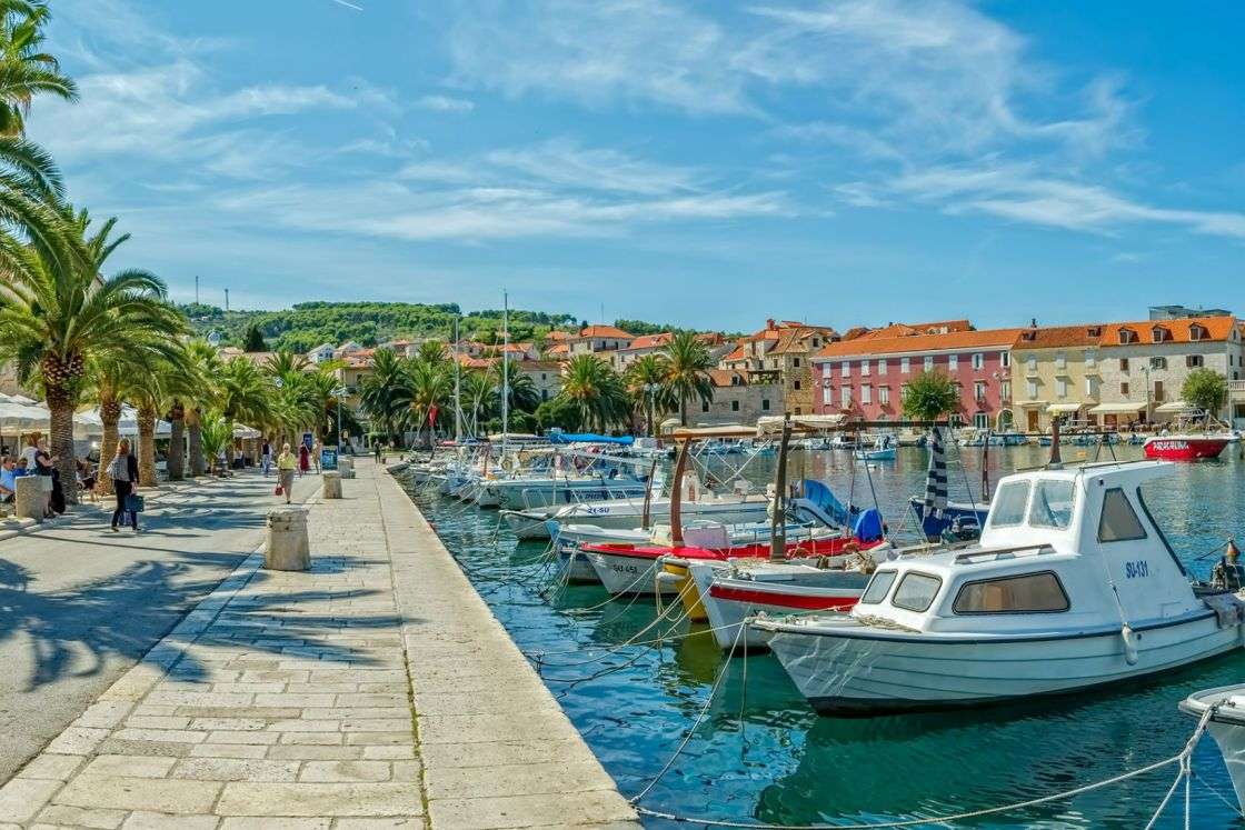 Wyspa Brac miasto Supetar Chorwacja puzzle online