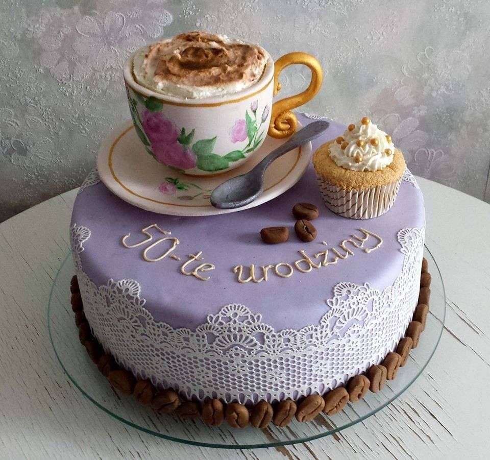 tort urodzinowy z filiżanką kawy puzzle online
