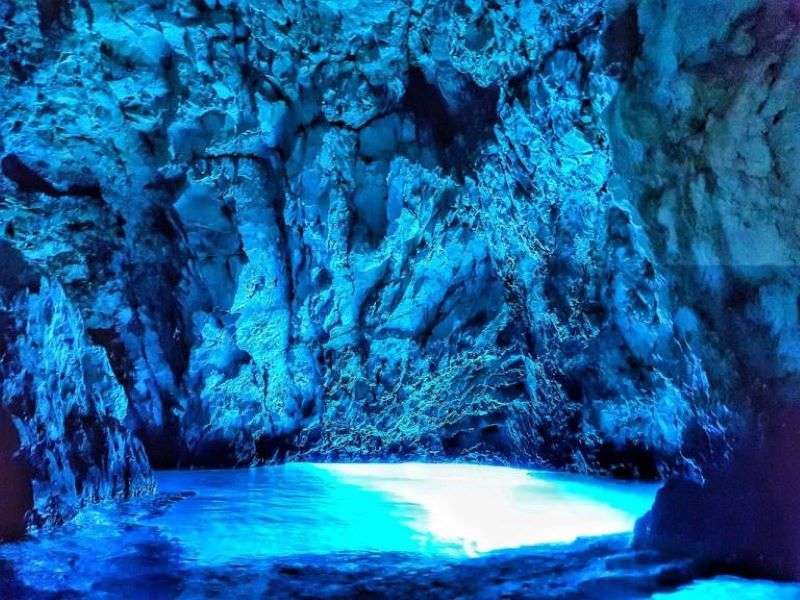 Bisevo Blue Grotto Chorwacja puzzle online