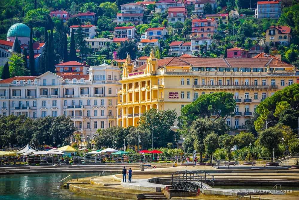 Nadmorskie miasto Opatija w Chorwacji puzzle online