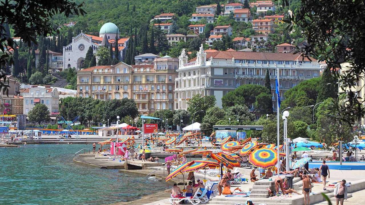 Nadmorskie miasto Opatija w Chorwacji puzzle online