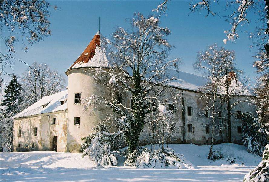 Jastrebarsko zimą w Chorwacji puzzle online