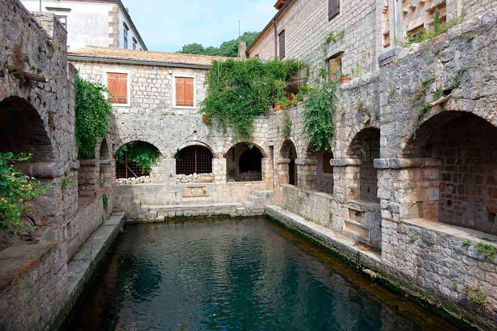 Zamek Tvrdalj Chorwacja puzzle online
