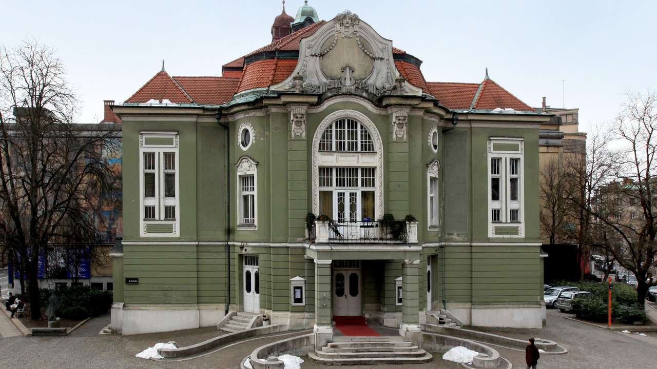 Ljubljana Art Nouveau House Słowenia puzzle online