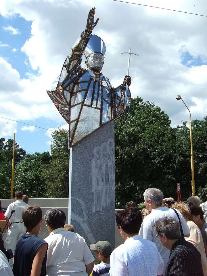 Pomnik Jana Pawła II w Koszycach puzzle online