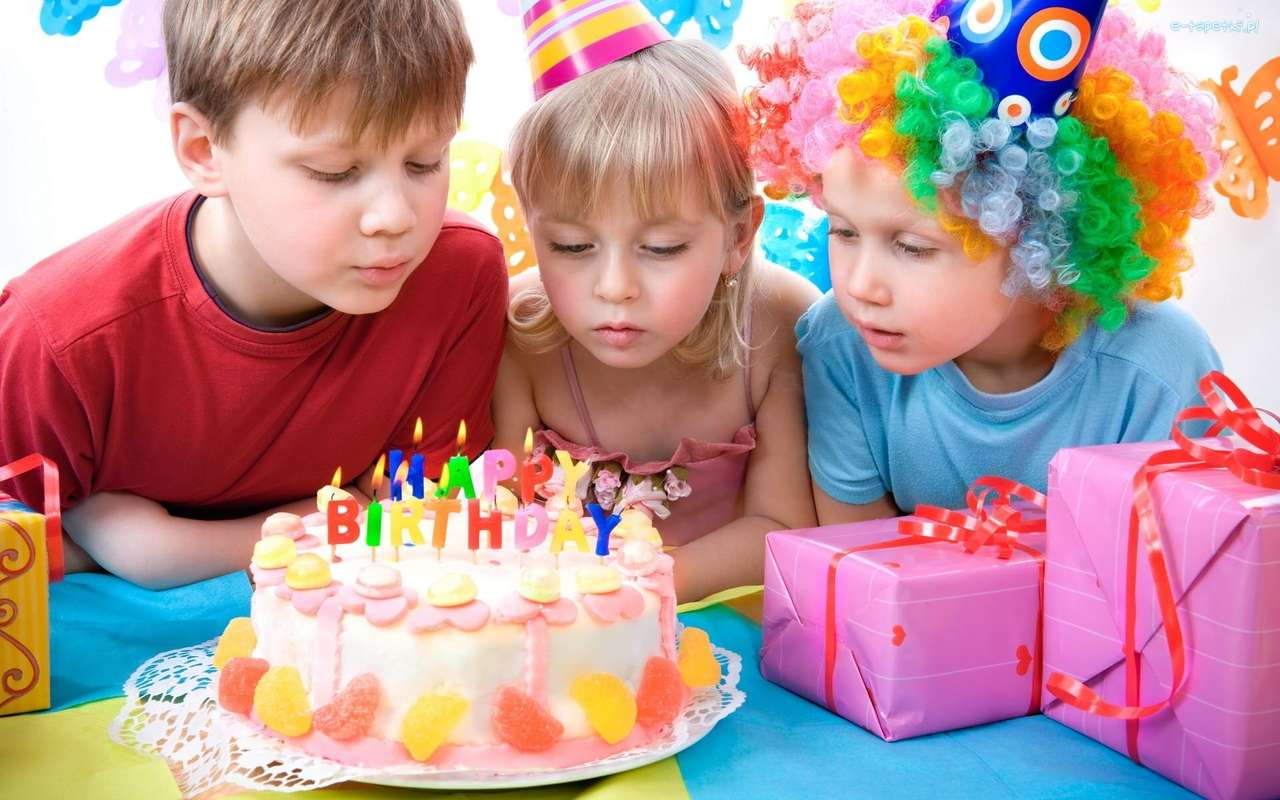 urodzinki i tort puzzle online