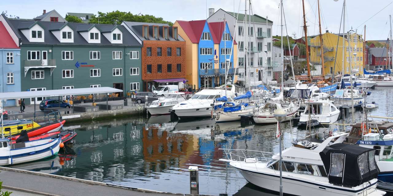 Tórshavn 3 - Wyspy Owcze puzzle online