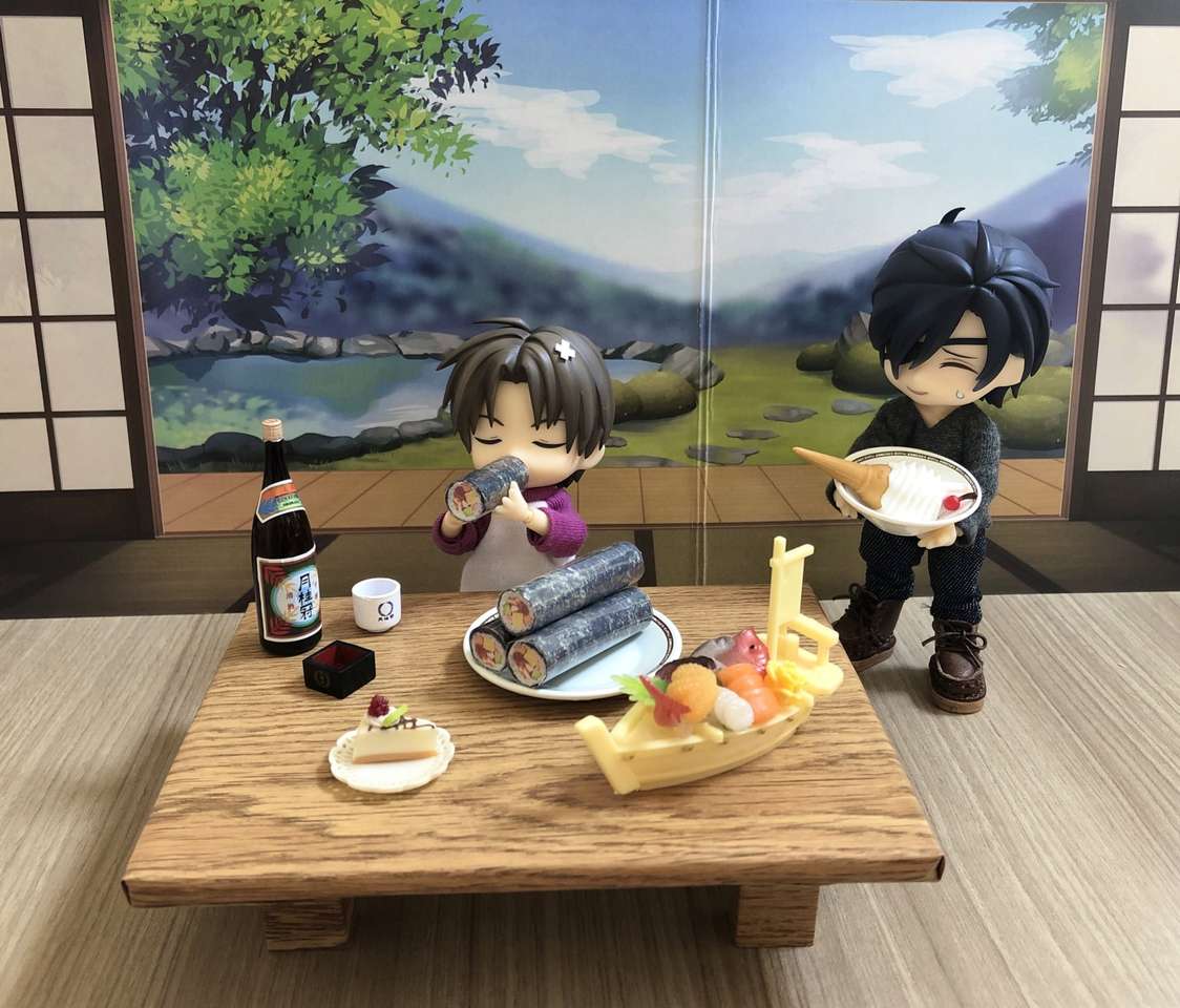 Hasebe i Mitsutada przy stole puzzle online