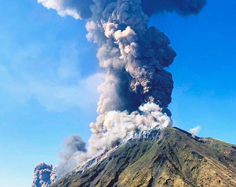 wybuch wulkanu stomboli puzzle online