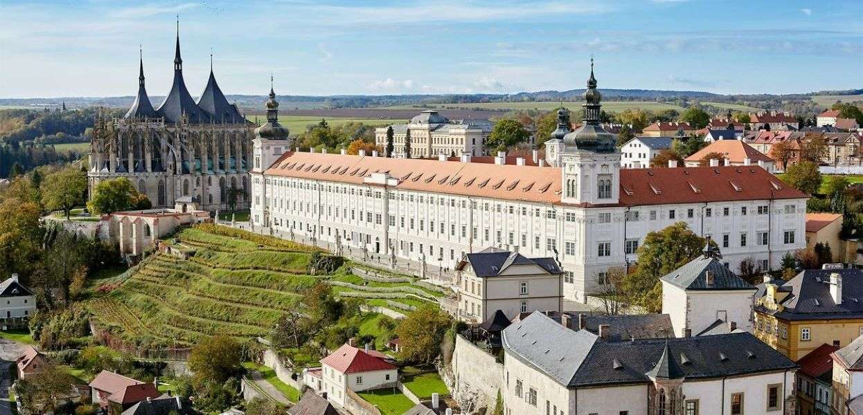 Miasto katedra Kutna Hora w Czechach puzzle online