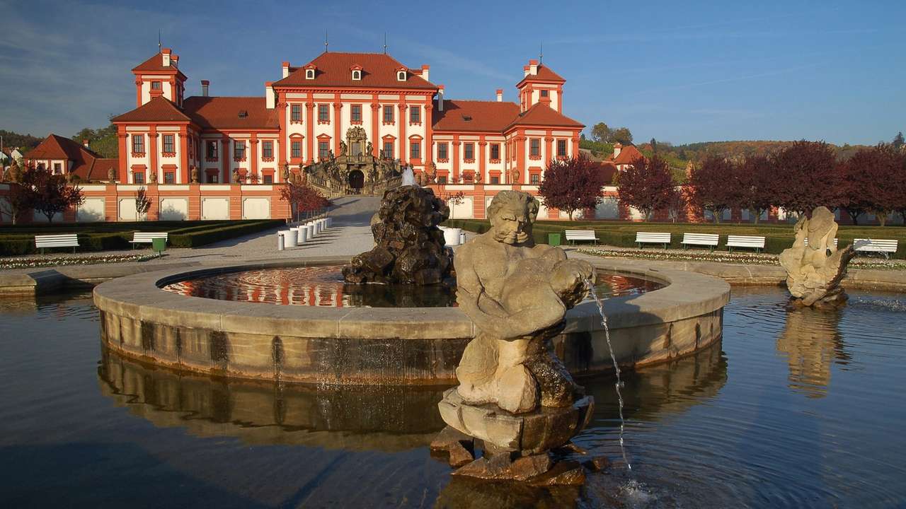 Zamek w pobliżu Pragi puzzle online