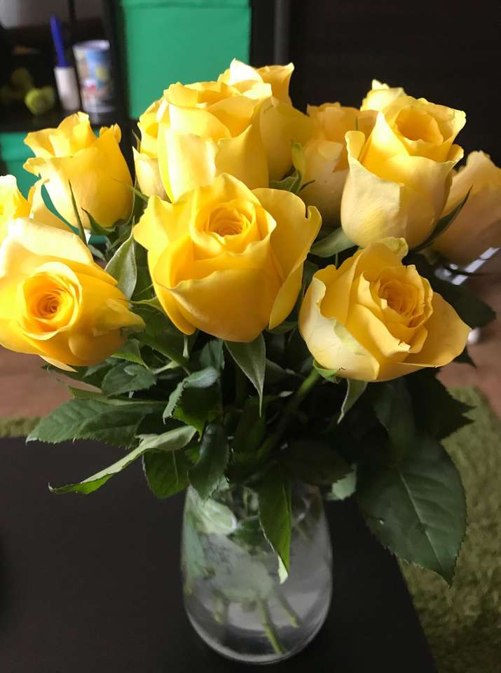 Жълти рози пъзел