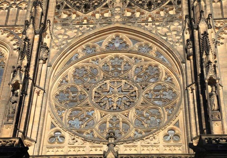 Fasada zewnętrzna katedry św. Wita w Pradze puzzle online