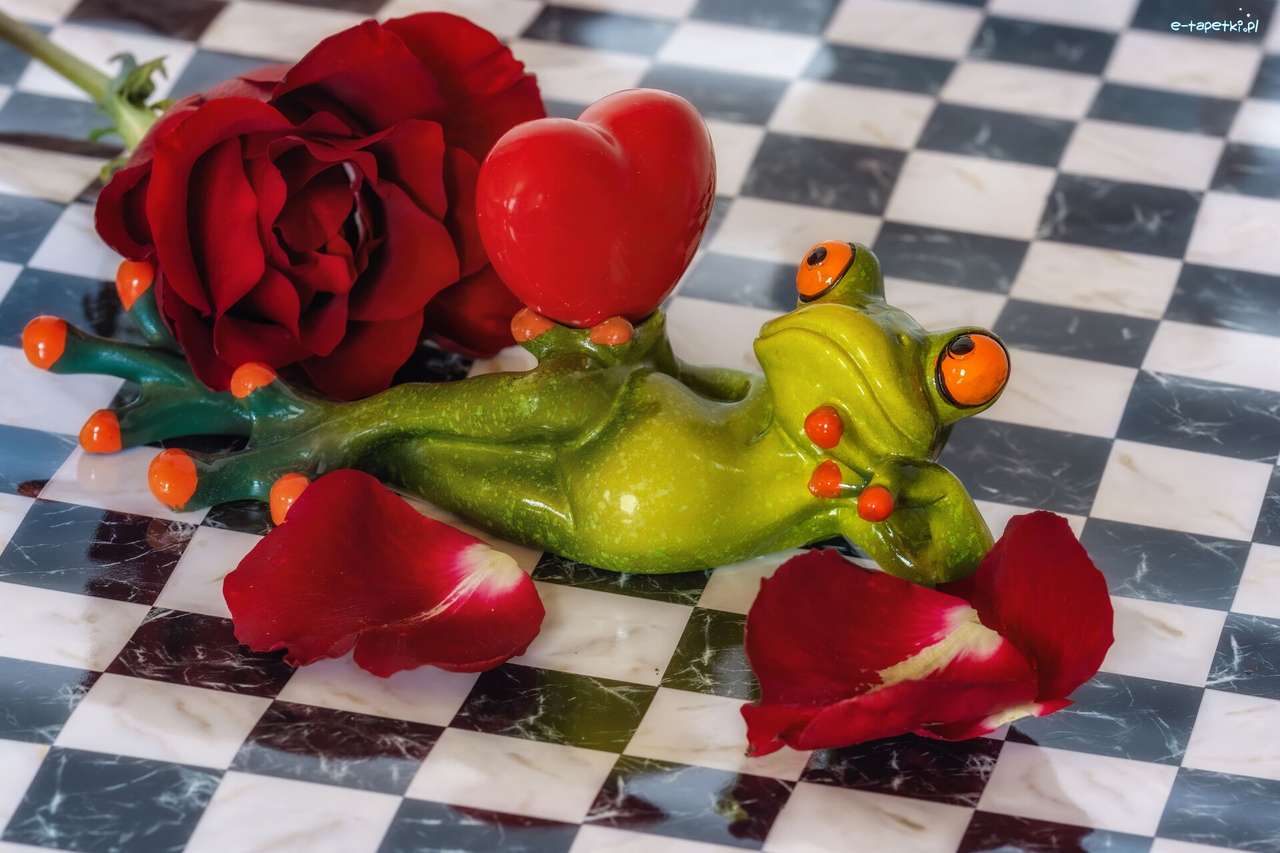 żaba z sercem i kwiatkiem puzzle online