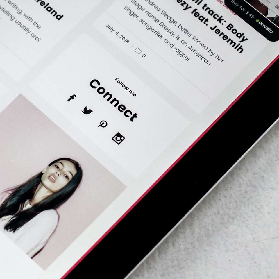 zrzut ekranu twarzy kobiety puzzle online