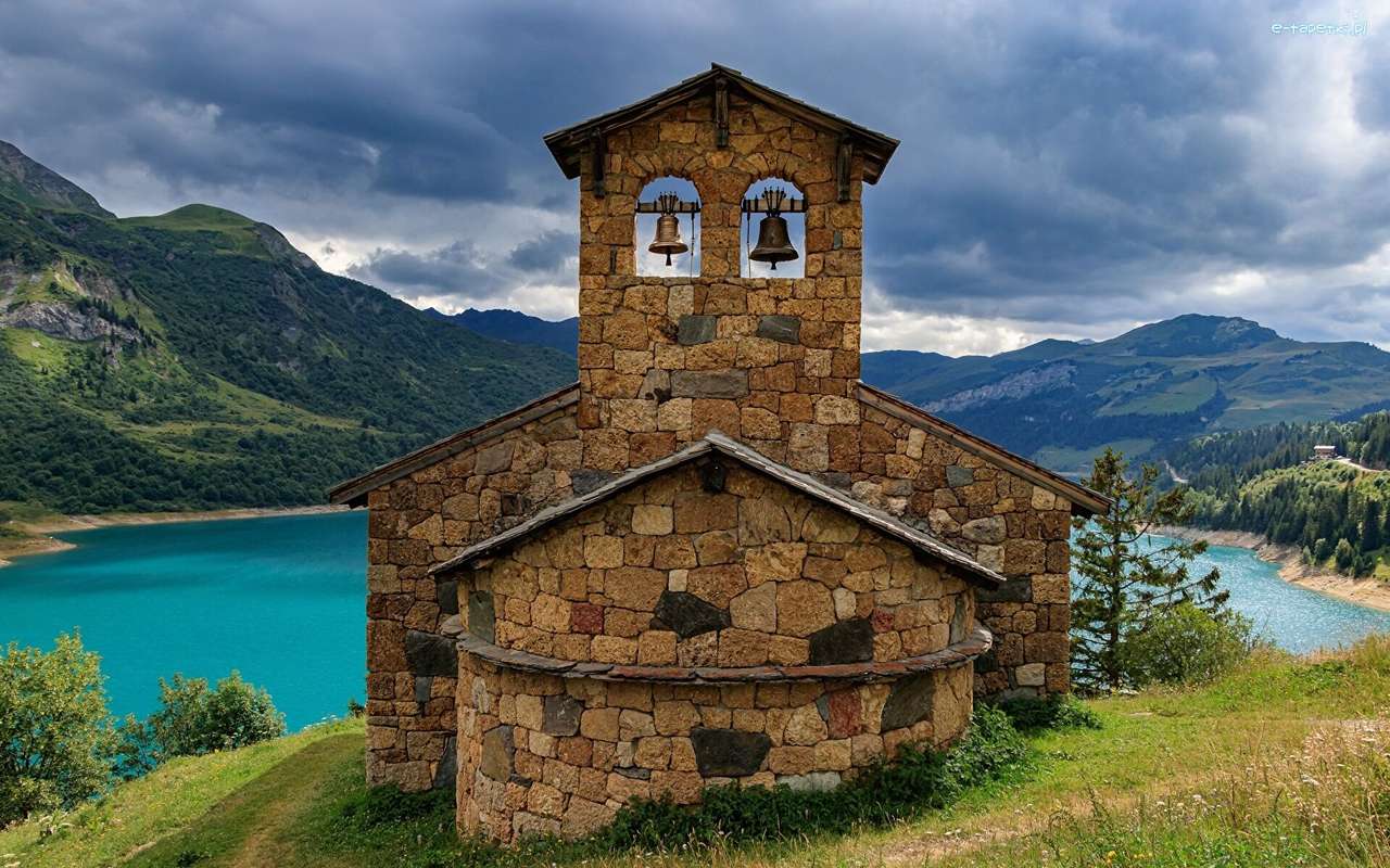 Dzwonnica, Góry, Chapelle de Roselend puzzle online