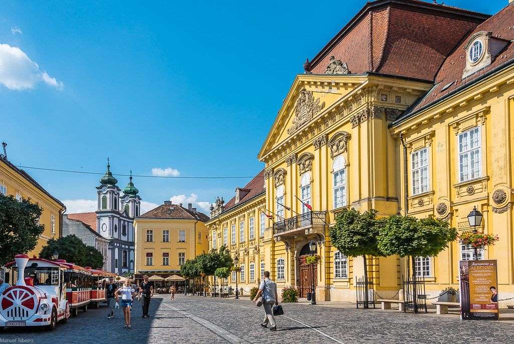 Pałac biskupi Szekesfehervar na Węgrzech puzzle online