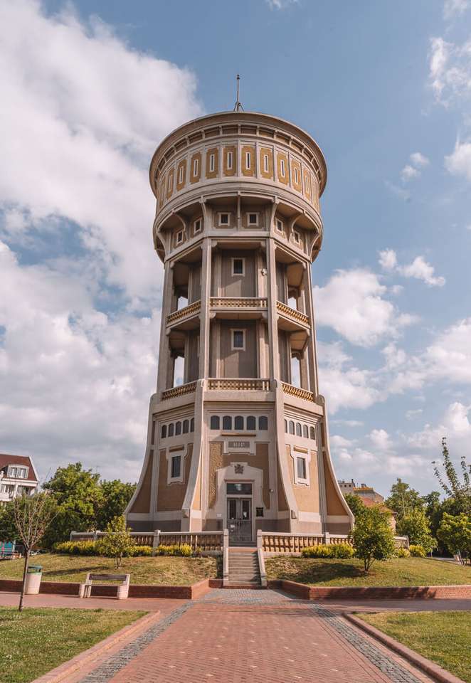 Wieża ciśnień Szeged na Węgrzech puzzle online