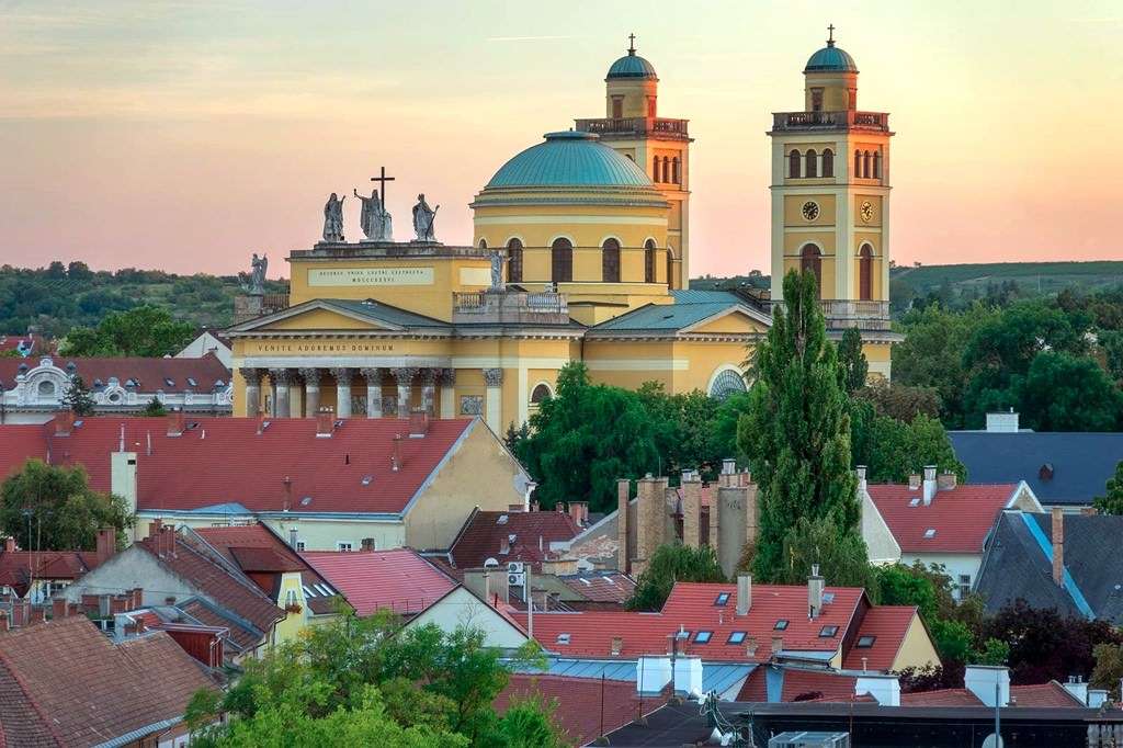Miasto Eger na Węgrzech puzzle online